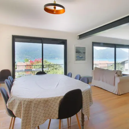 Villa Comfortable With A View Of Bourget Viviers-du-Lac